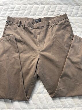 Dockers Men's Khaki/Tan Straight-Leg Chinos